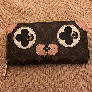 💯AUTHENTIC LOUIS VUITTON LIMITED EDITION WALLET